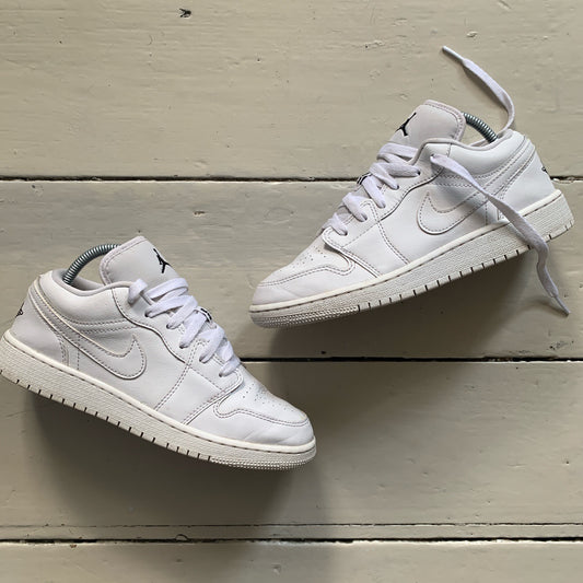 Jordan 1 Low White (UK 5.5)