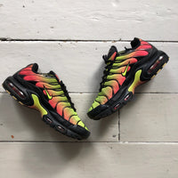 Nike TN Black Volt Solar Red (UK 7.5)