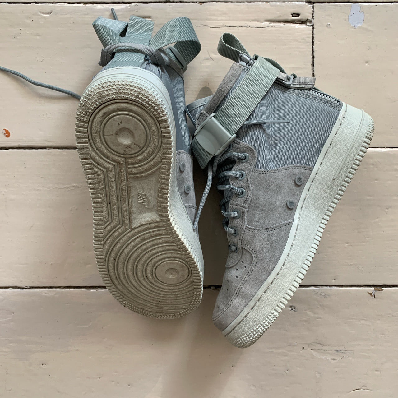 Nike Air Force Boot Utility (UK 6)