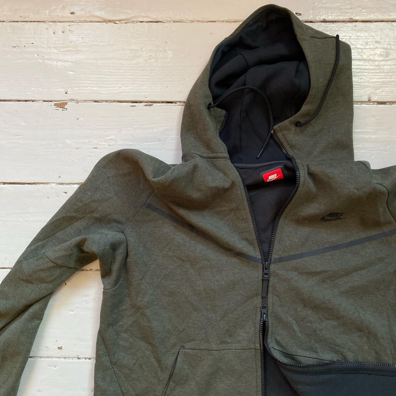 Nike Tech Fleece Khaki Green Hoodie (XL)