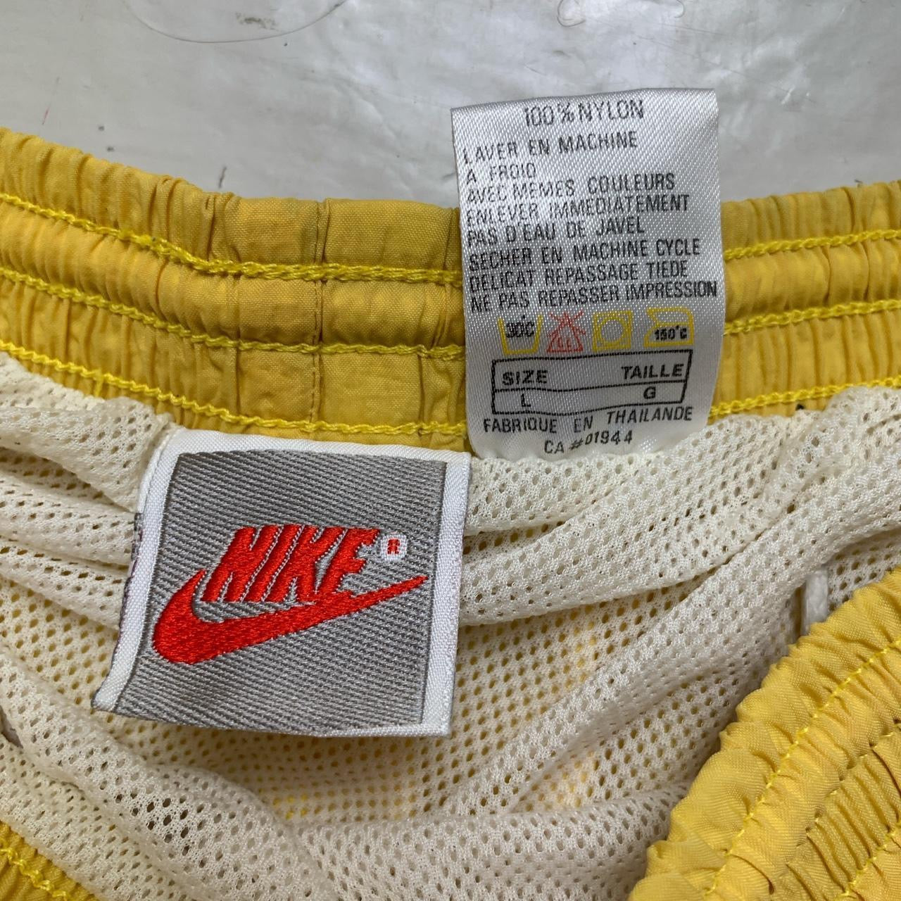 Nike Vintage 90’s Yellow Shorts (Large)