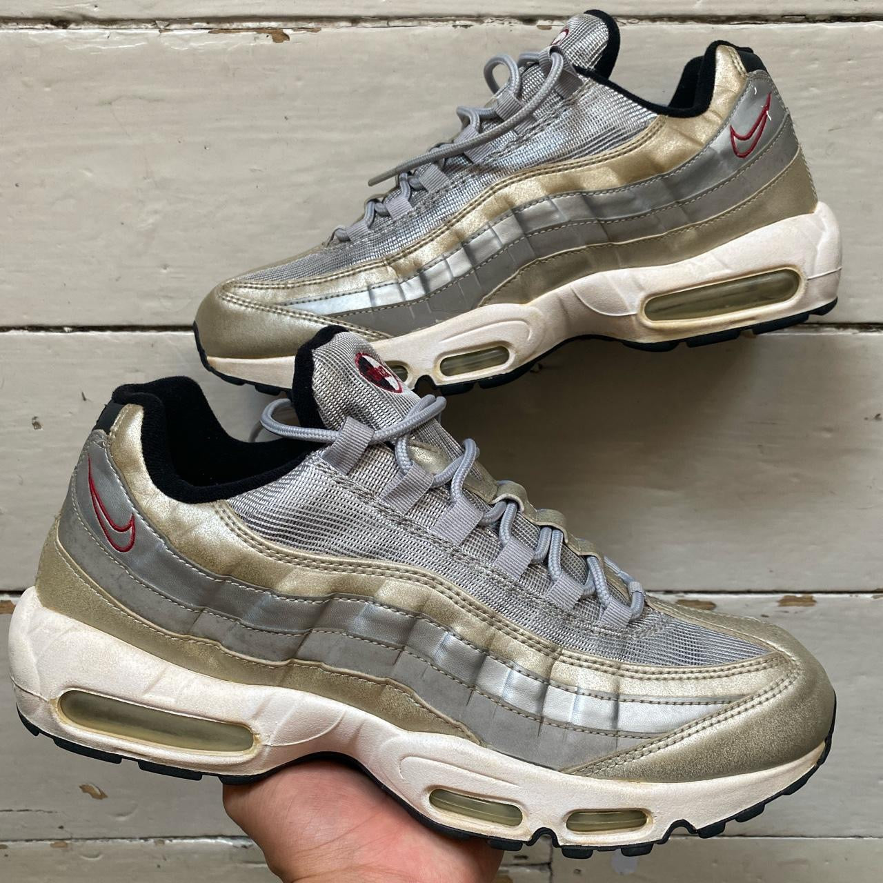 Nike Air Max 95 Silver Bullet (UK 11)