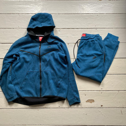 Nike Tech Fleece Blue Hoodie (Large)