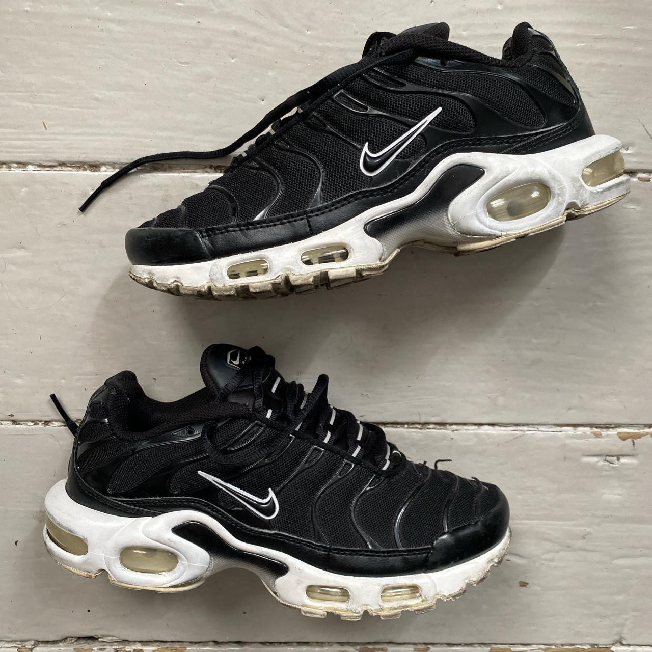 Nike TN Air Max Plus Black and White (UK 5)