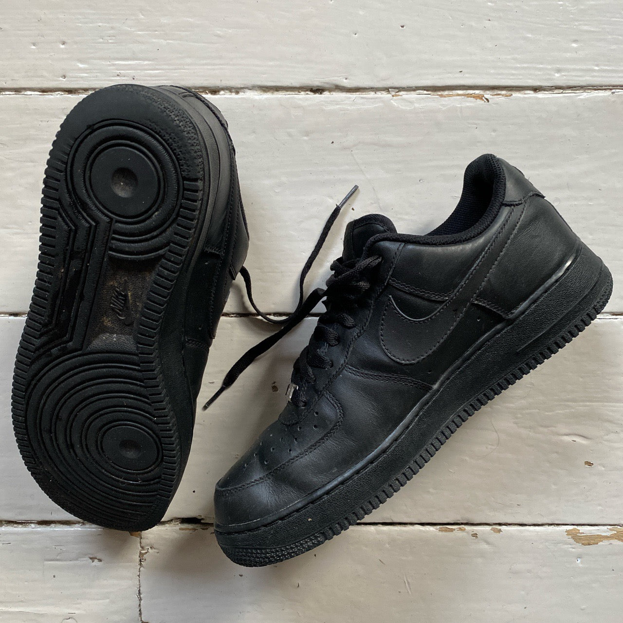 Nike Air Force 1 Black (UK 9)