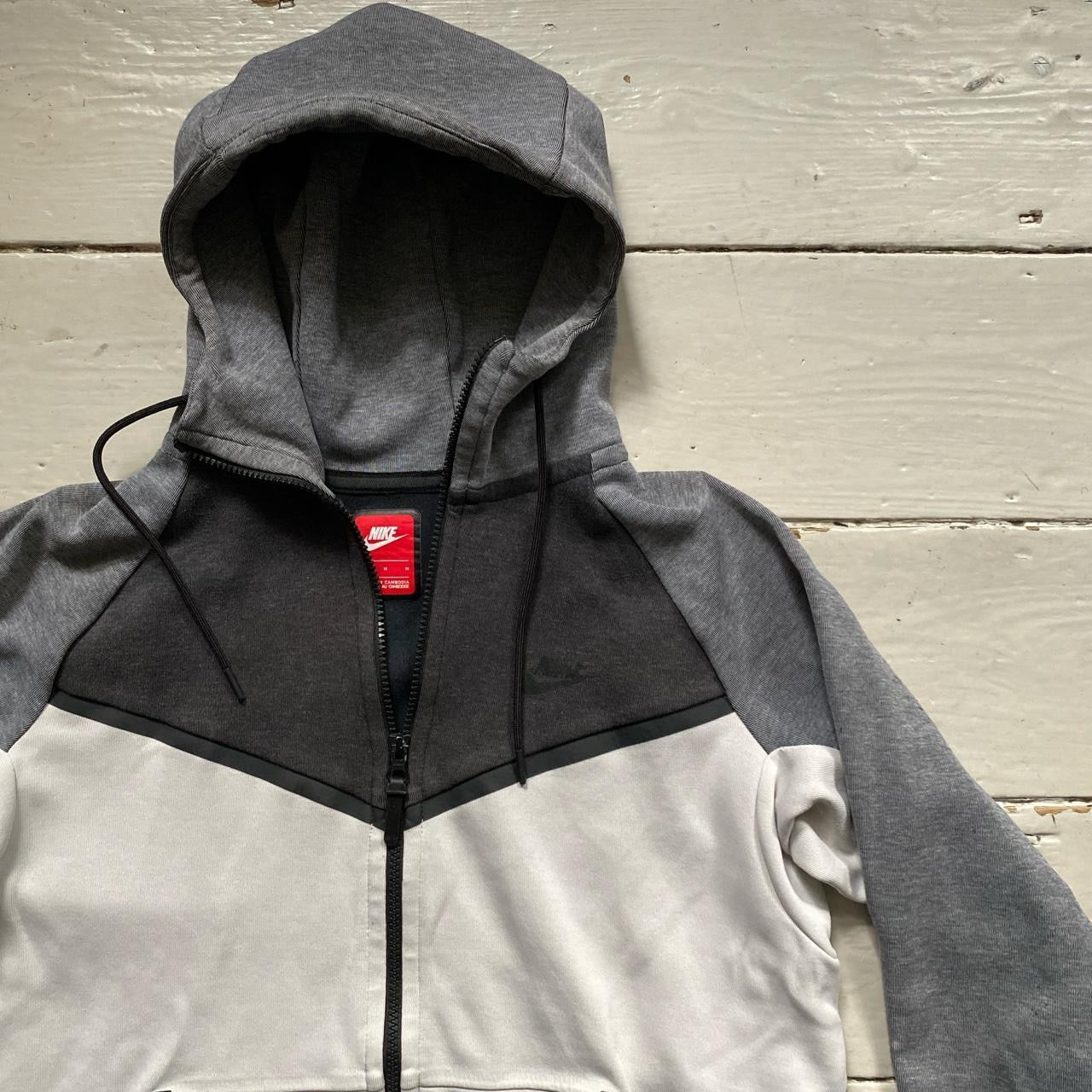 Nike Tech Fleece Old Season Hoodie (Medium)