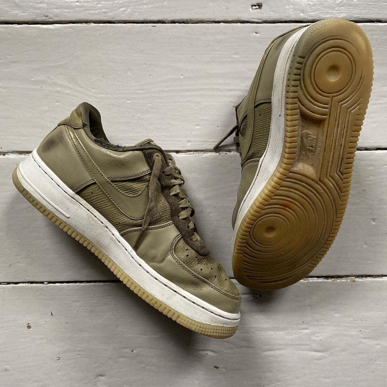 Nike Air Force 1 Khaki Green (UK 8)