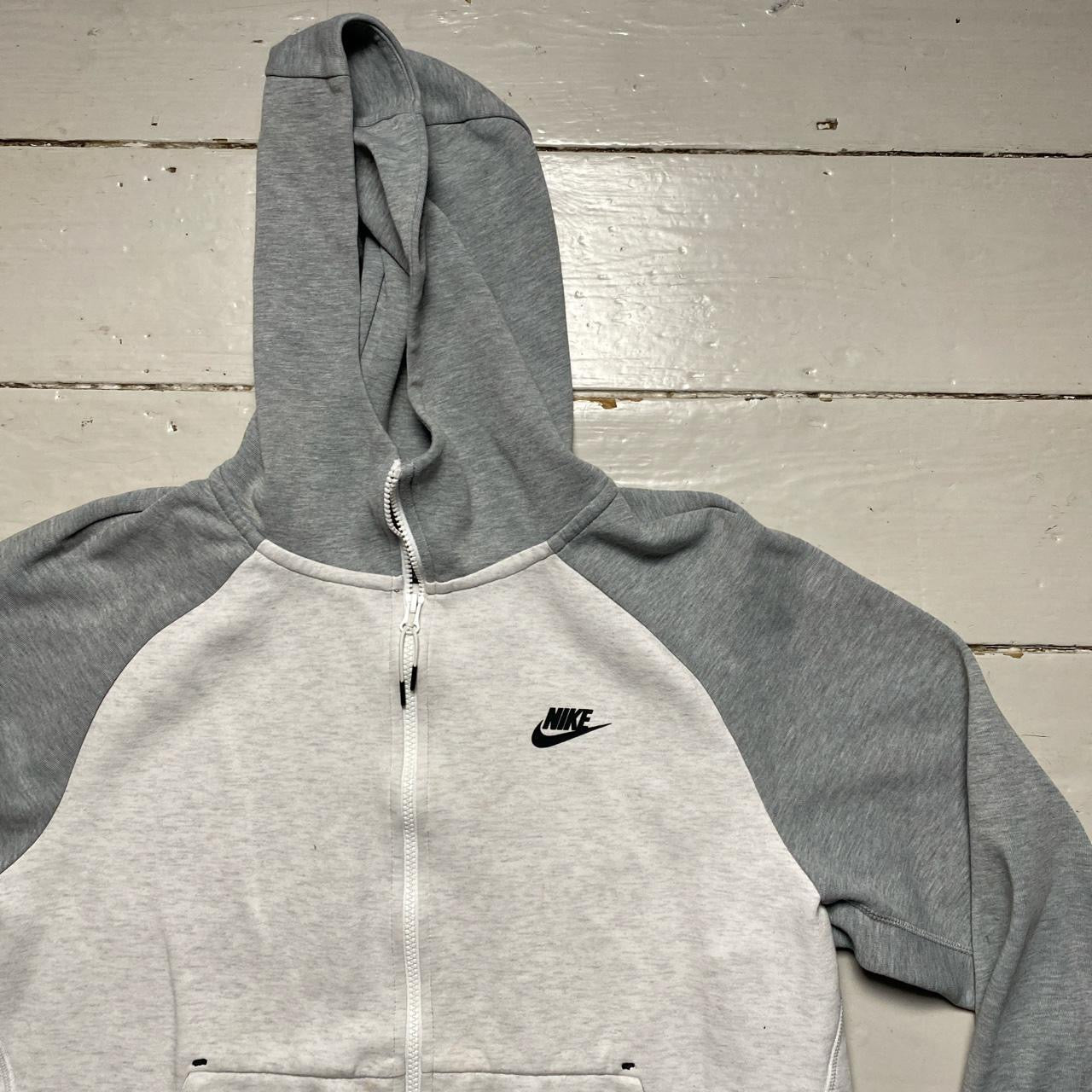 Nike Tech Fleece Old Season Grey and White (Large)