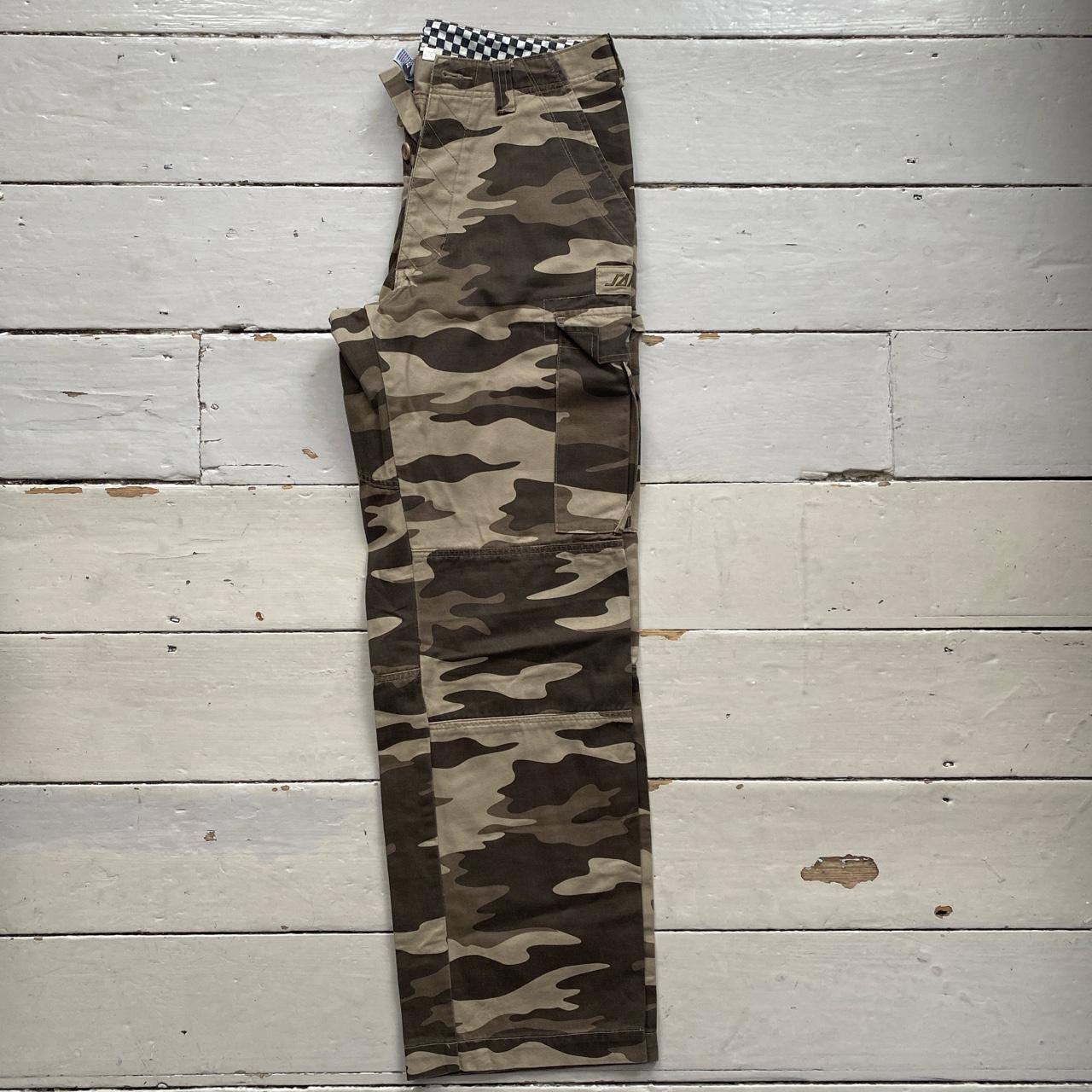 Santa Cruz Camo Cargo Trousers (Medium)