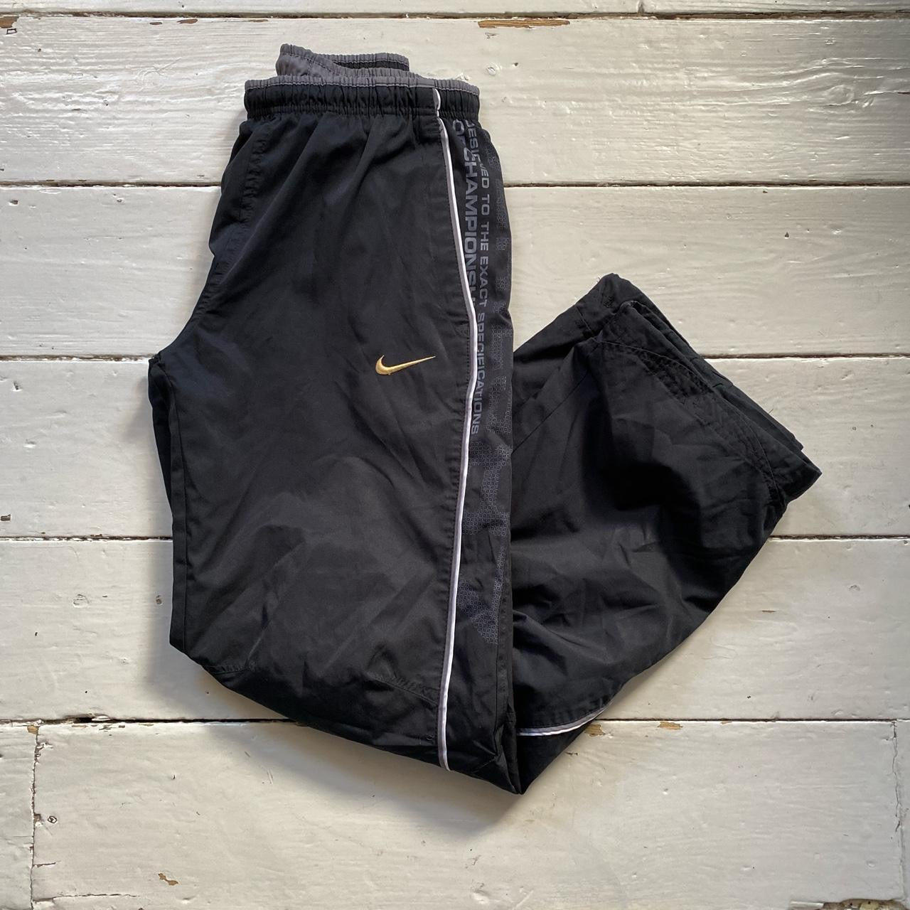 Nike Womens Vintage Shell Bottoms (Kids XL)