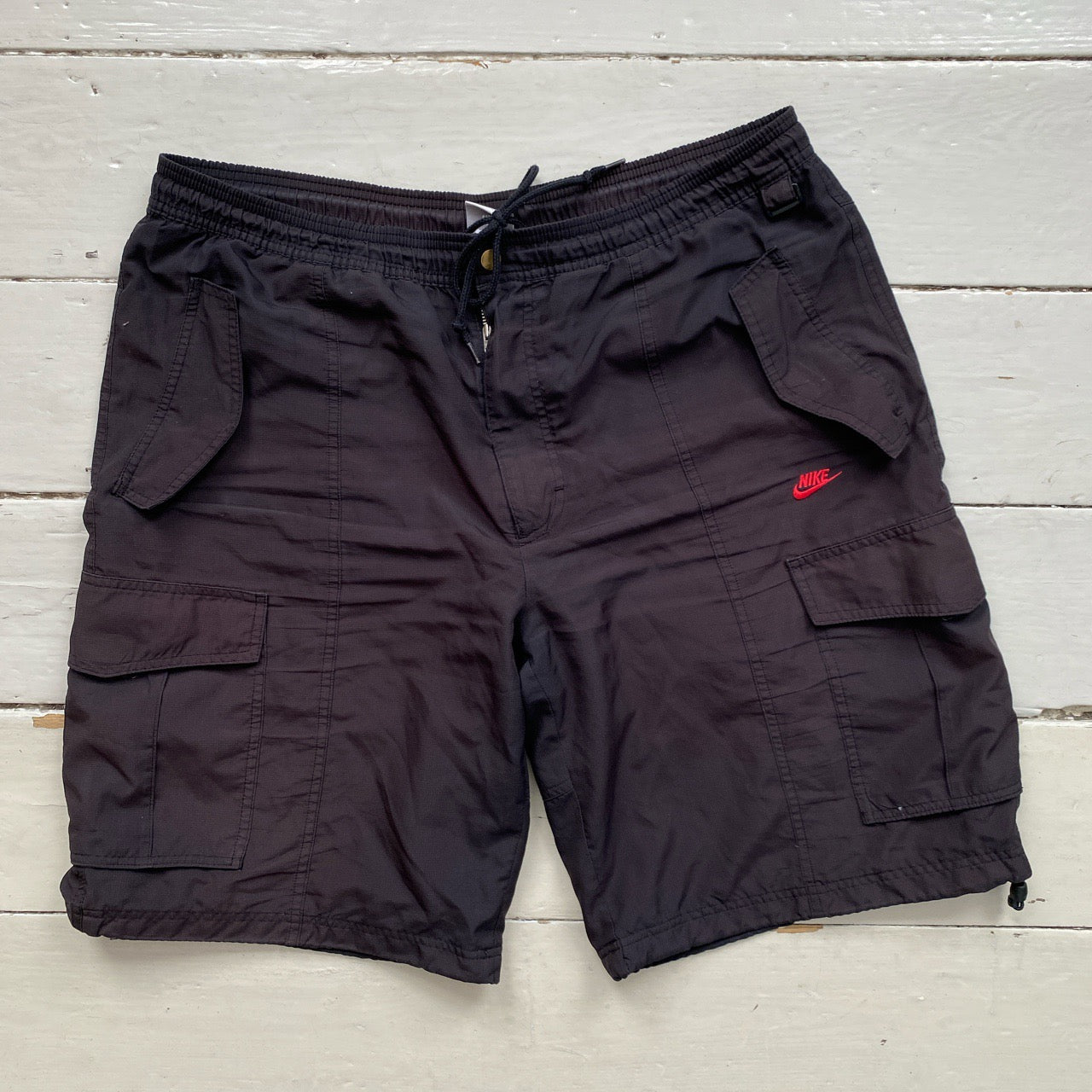 Nike Air Vintage Cargo Shorts (XL)