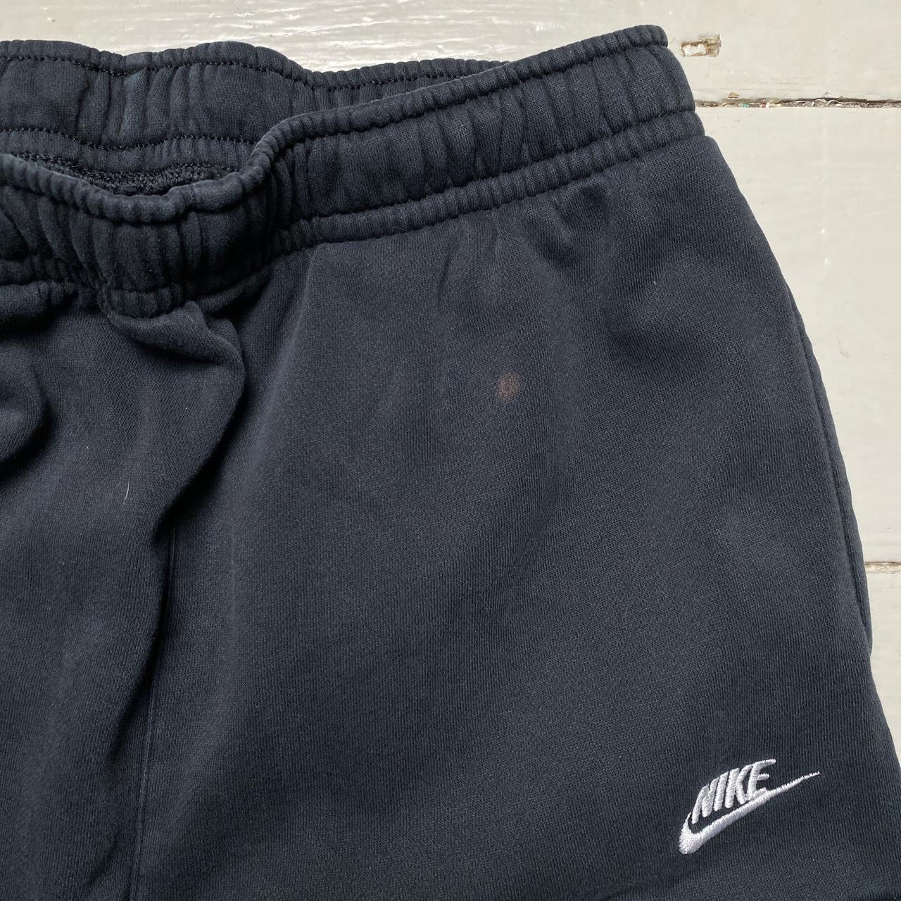 Nike Black and White Cargo Joggers (Medium)