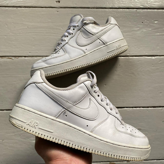 Nike Air Force 1 White (UK 7)