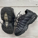 Nike Air Max 95 Black and Red (UK 6)