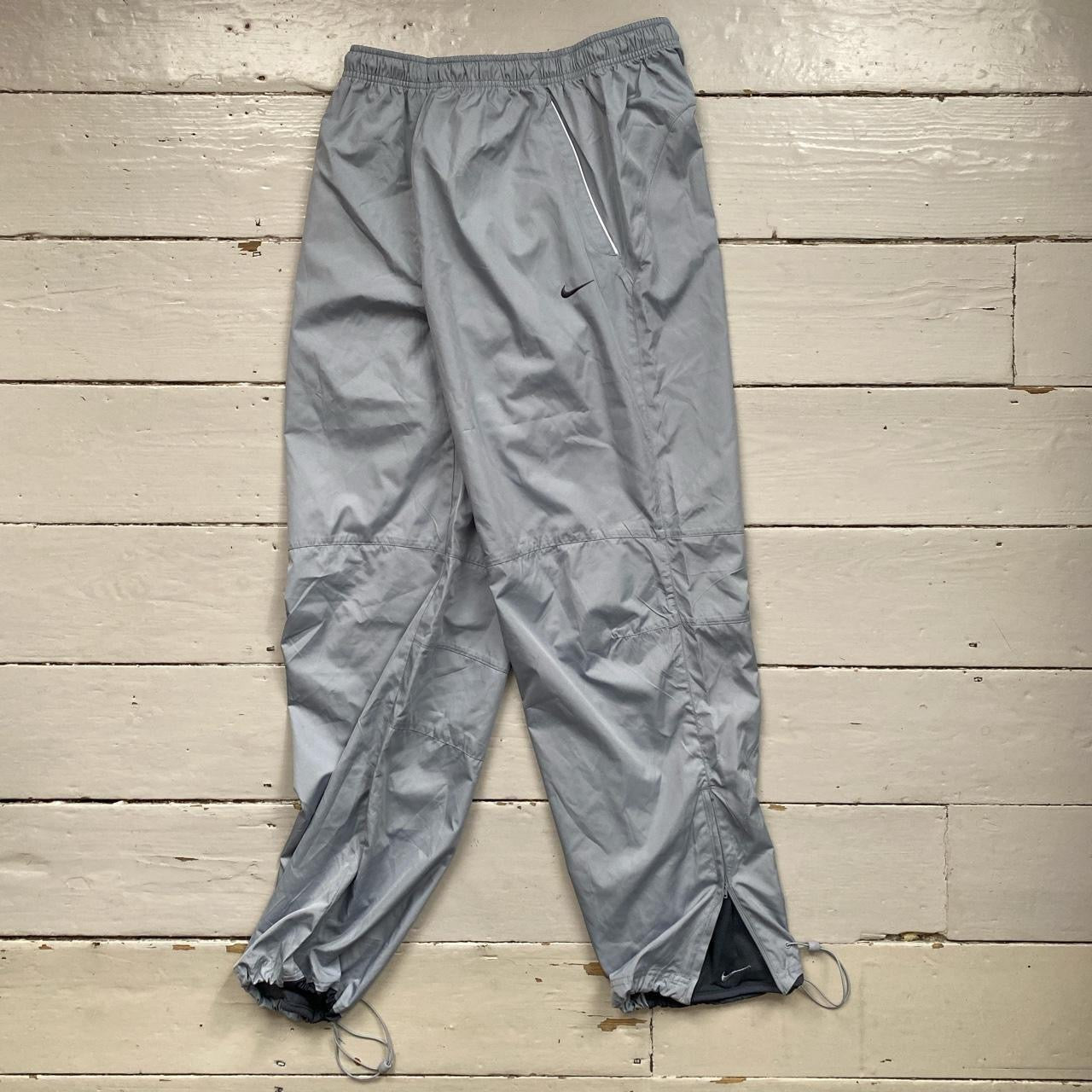 Nike Vintage Silver Grey Shell Bottoms (Large)
