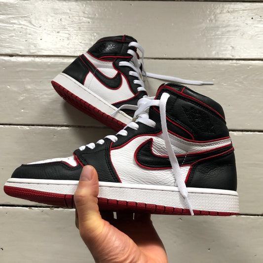 Jordan 1 Bloodline Trainers (UK 8)