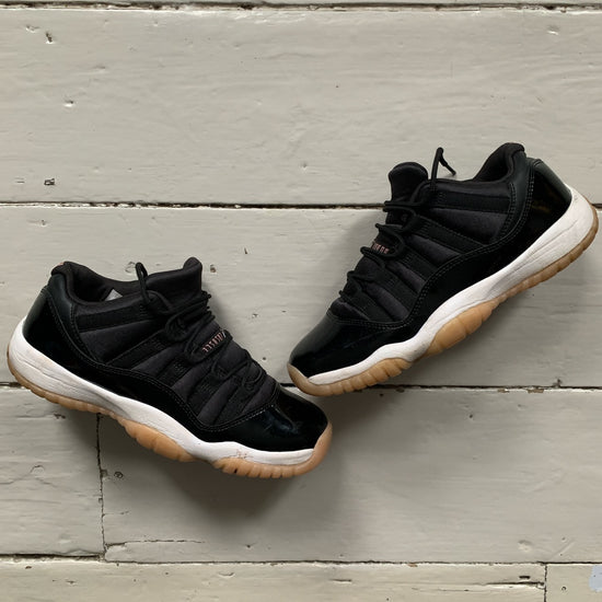 Jordan 11 Bleached Coral (UK 5)