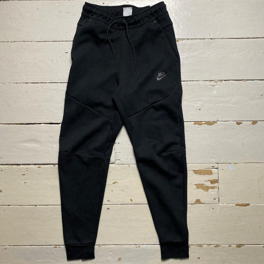 Nike Tech Fleece Black Joggers (XS)