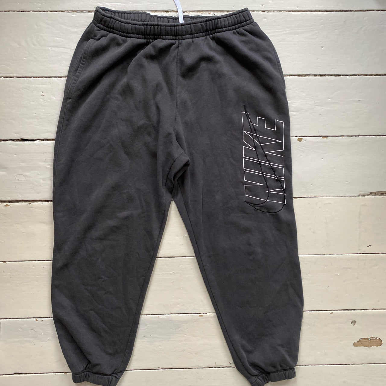 Nike Club Spellout Swoosh Joggers (XL)