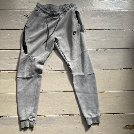 Nike Grey Tech Fleece Joggers (XS)