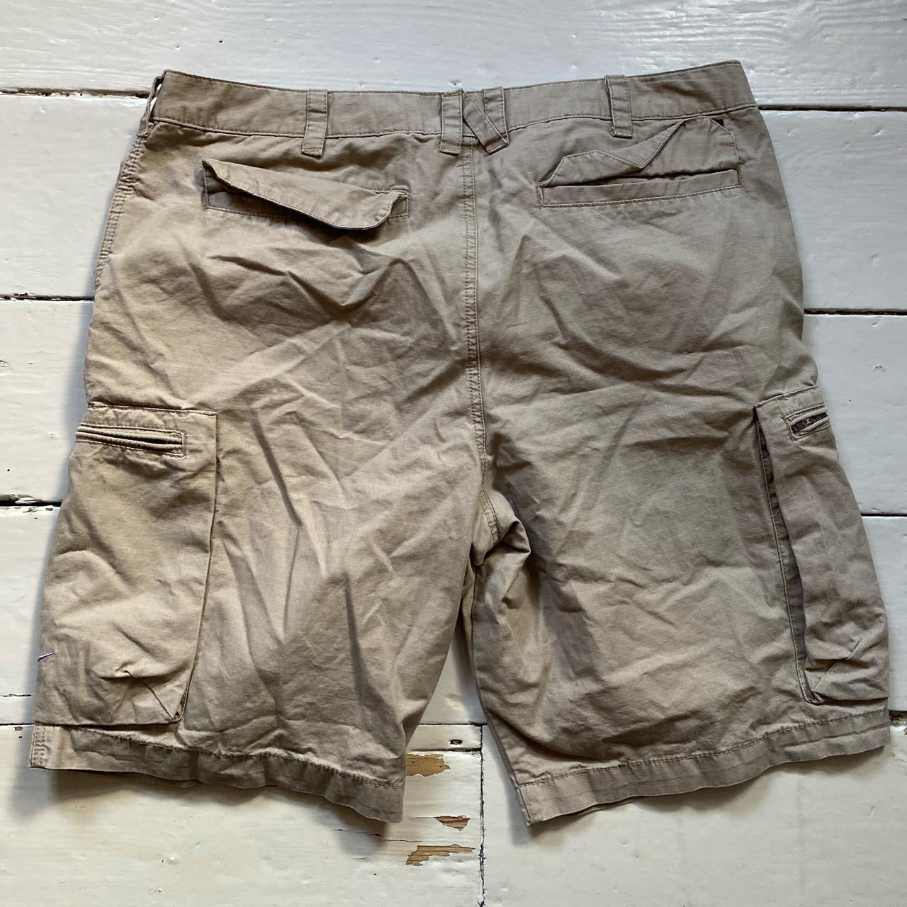 Nike Vintage Cargo Shorts (34W)