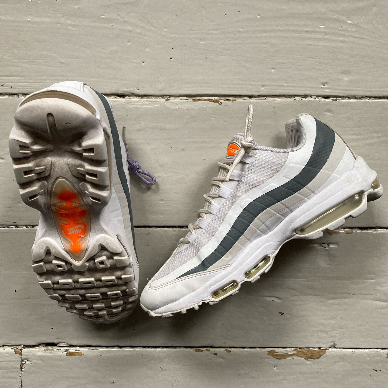 Nike Air Max 95 White Grey and Orange (UK 7)