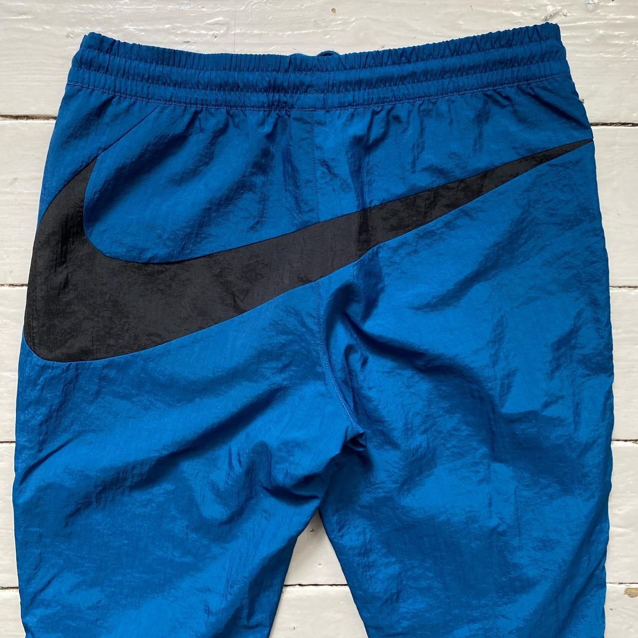 Nike Big Swoosh Shell Bottoms (Large)