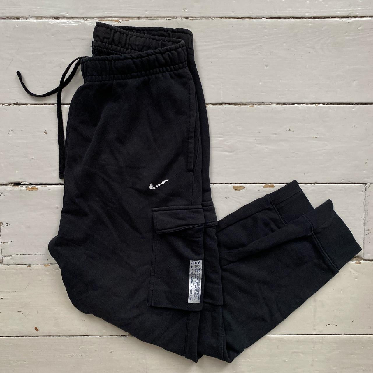 Nike Cargo Black Joggers (Large)