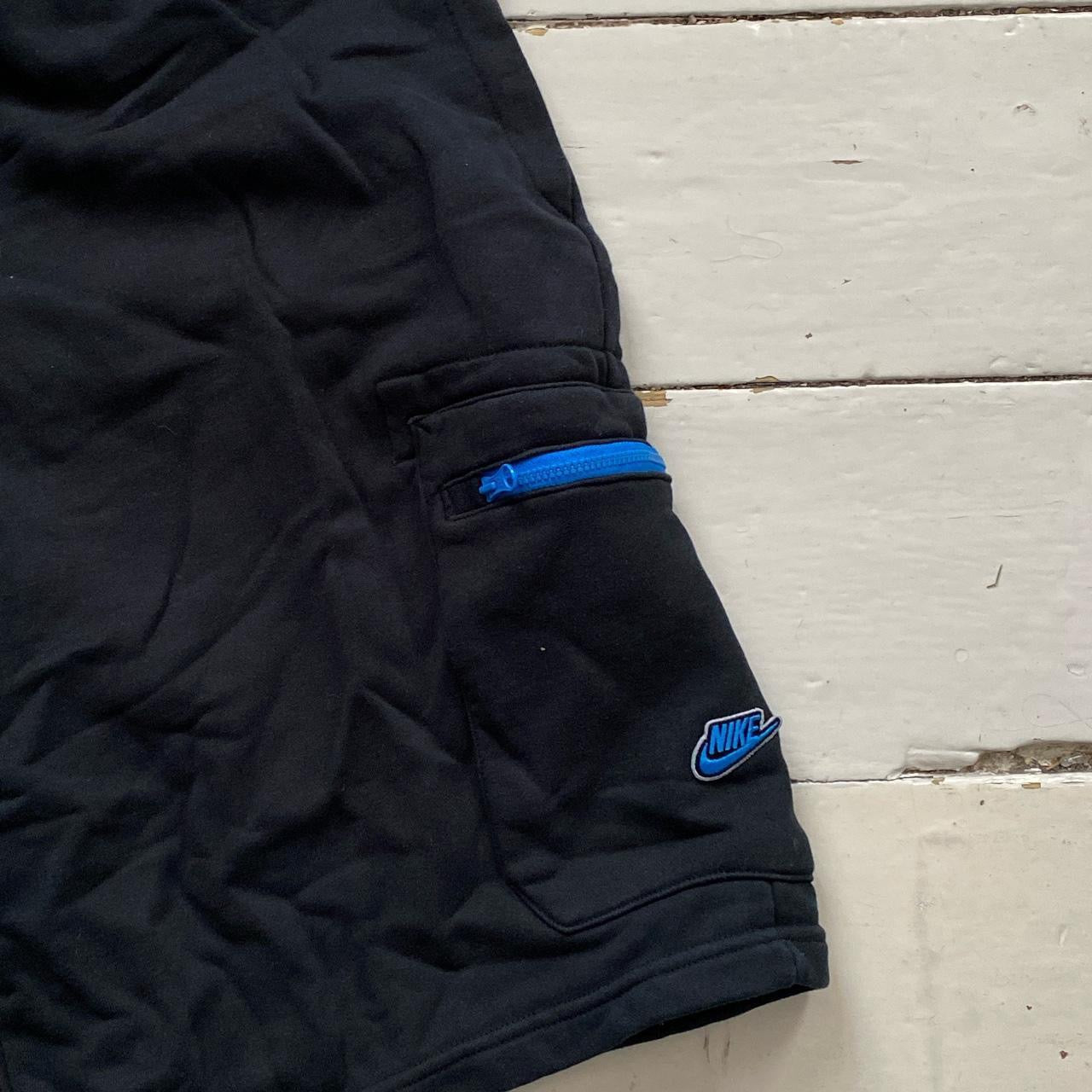 Nike Swoosh Black Cargo Shorts (XL)