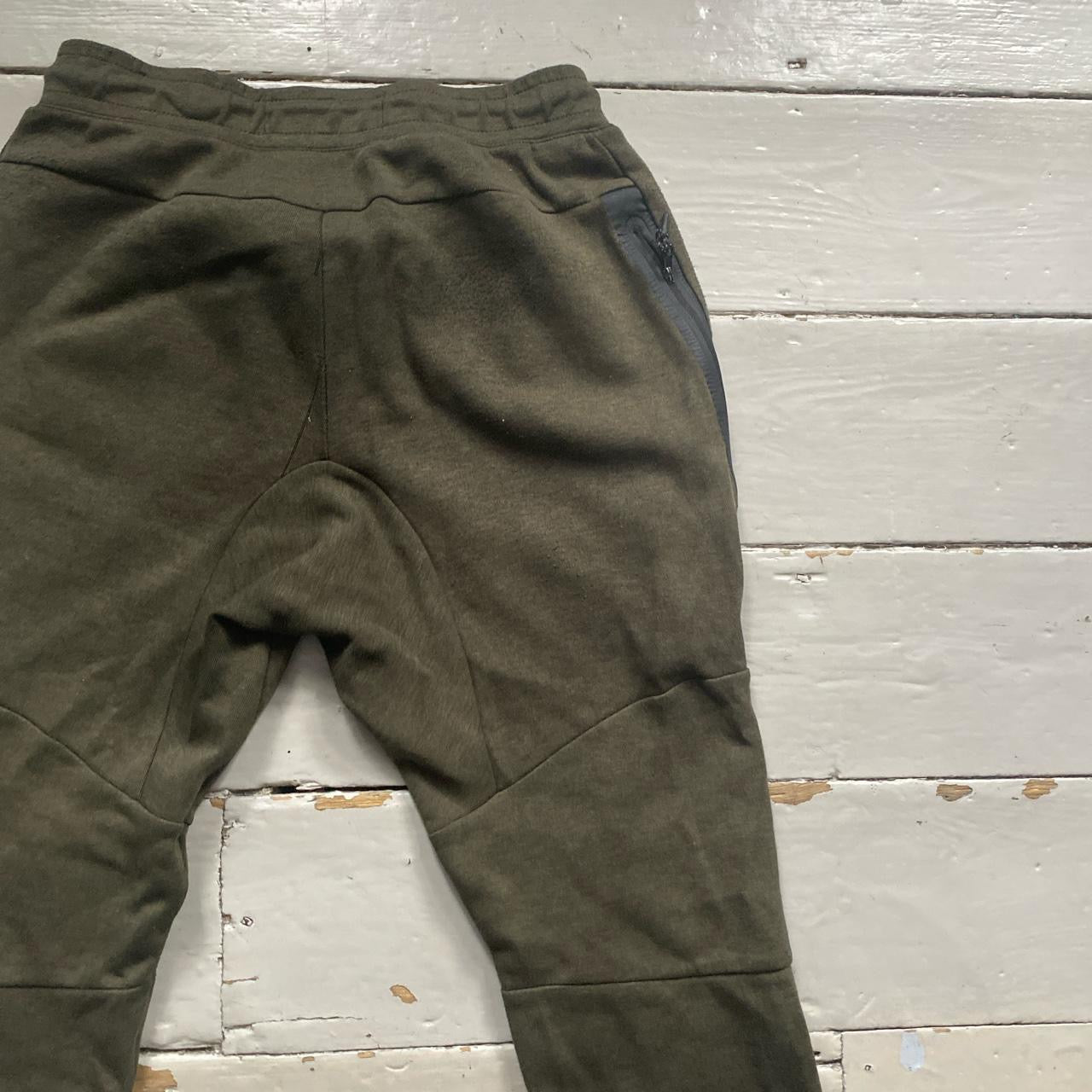 Nike Tech Fleece Khaki Joggers (Medium)