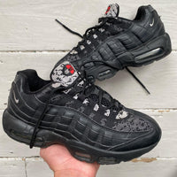 Nike Air Max 95 Black and Red (UK 6)