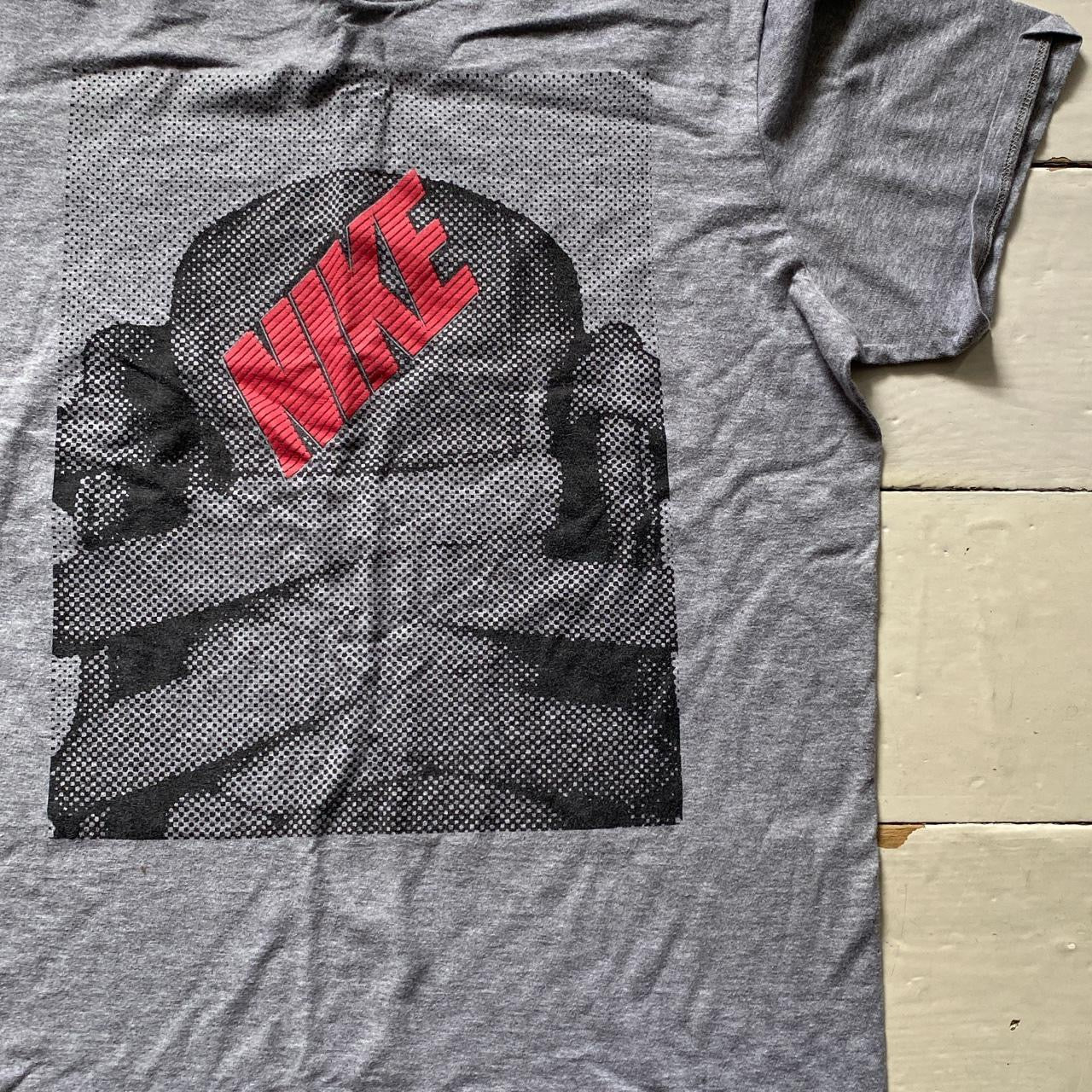 Nike Vintage Grey T Shirt (Large)