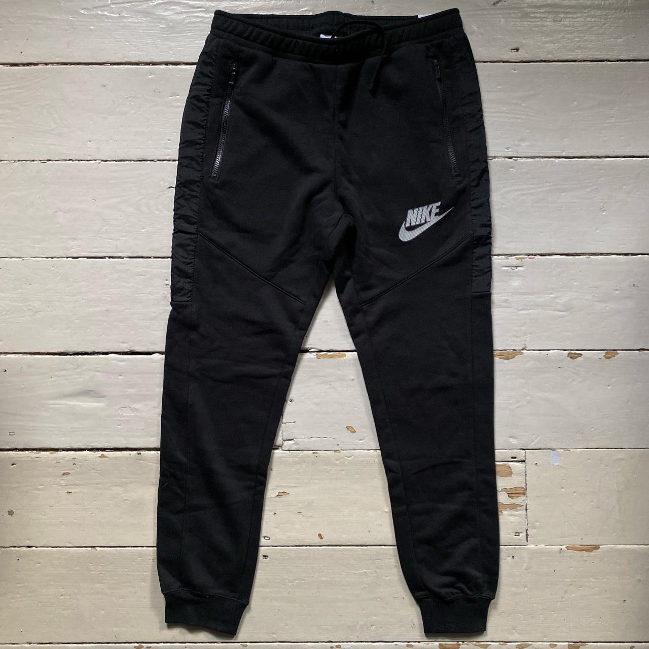 Nike Swoosh Joggers (Medium)