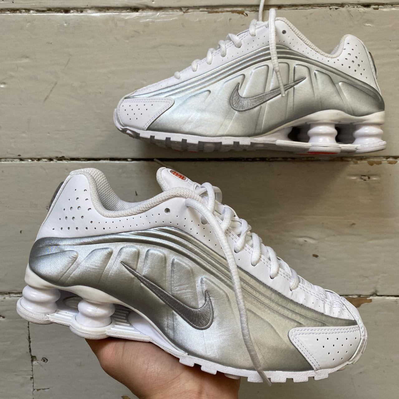 Nike Shox R4 White (UK 4.5)