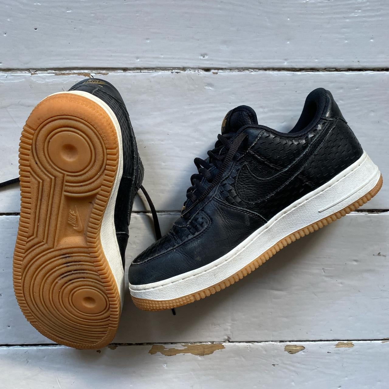 Nike Air Force 1 Black White Gum (UK 7)