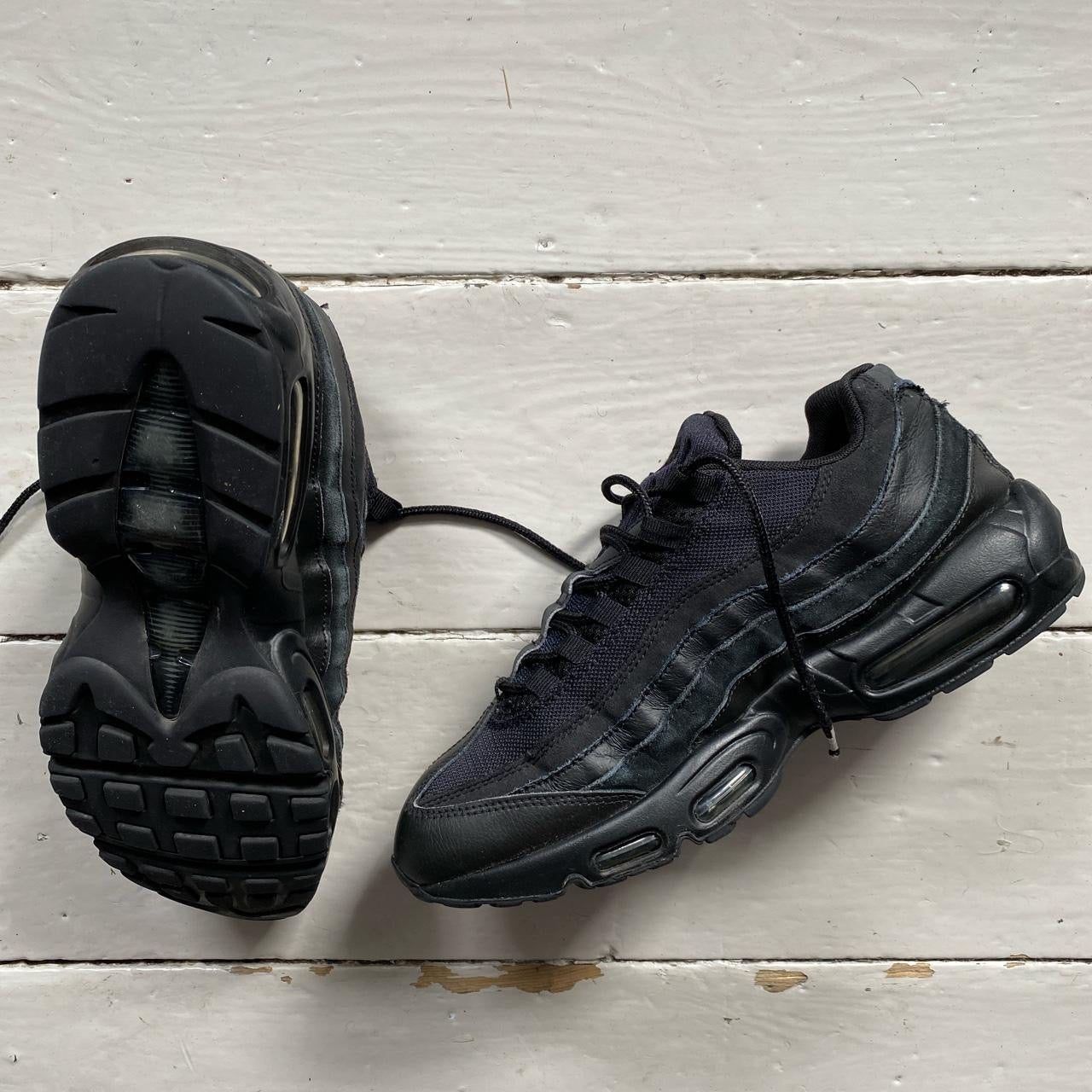 Nike Air Max 95 Black (UK 9)