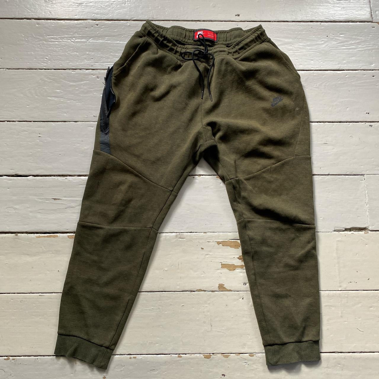 Nike Tech Fleece Khaki Joggers (XL)