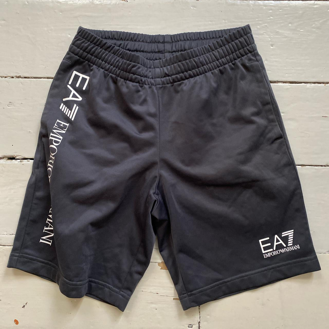 Emporio Armani EA7 Shorts (XS)