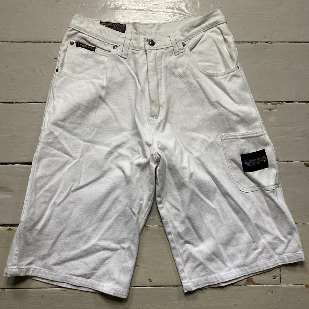 Akademiks Vintage Cargo Jean Shorts (34W)