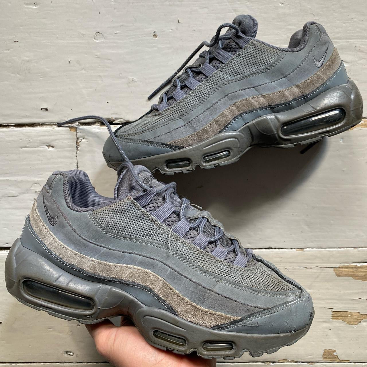Nike Air Max 95 Grey (UK 7)