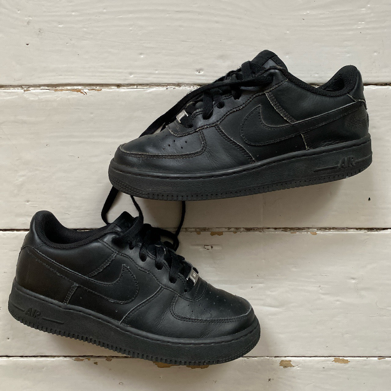 Nike Air Force 1 Black (UK 5.5)
