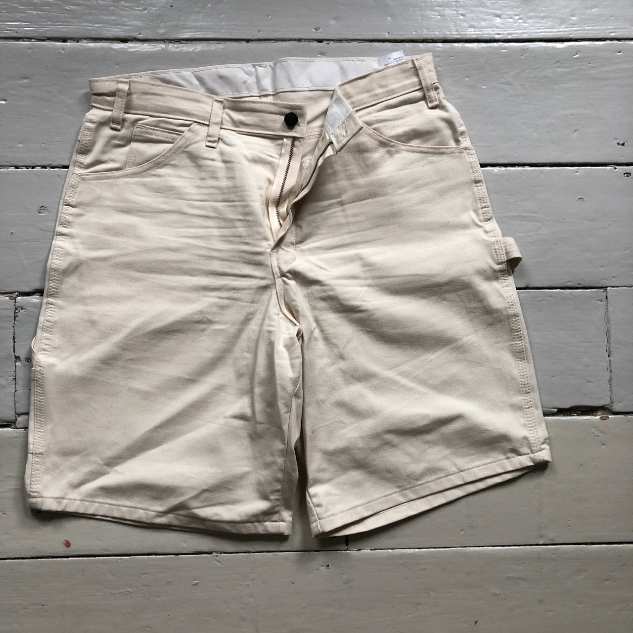 Dickies Beige Cargo Shorts (34W)