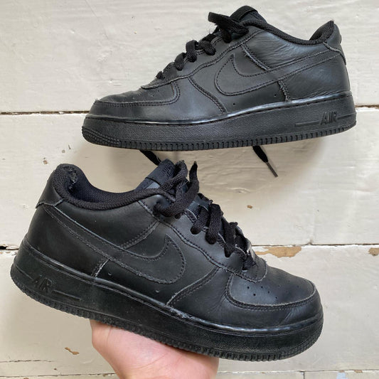 Nike Air Force 1 Black (UK 5.5)