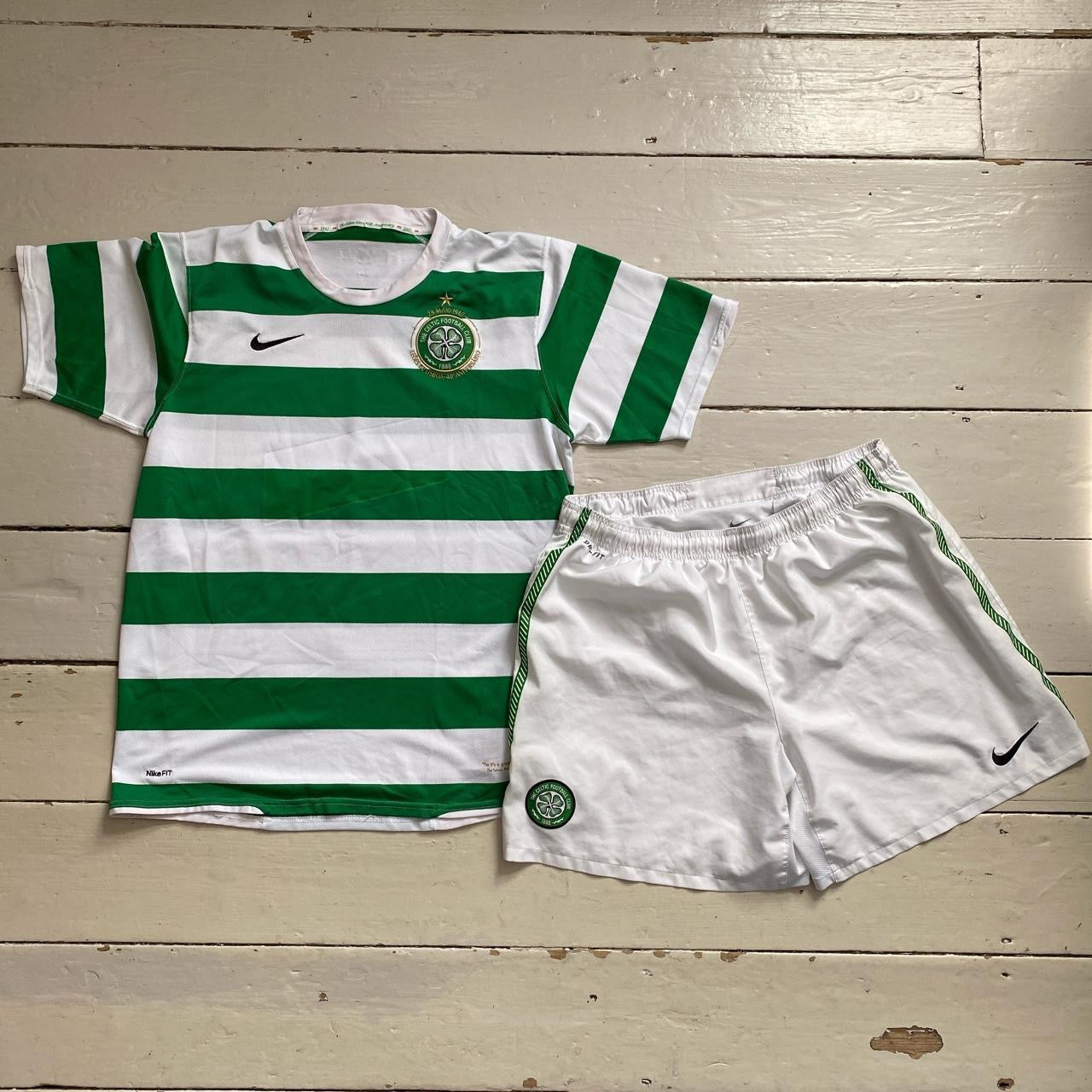 Nike Celtic Football Jersey and Shorts (Large)