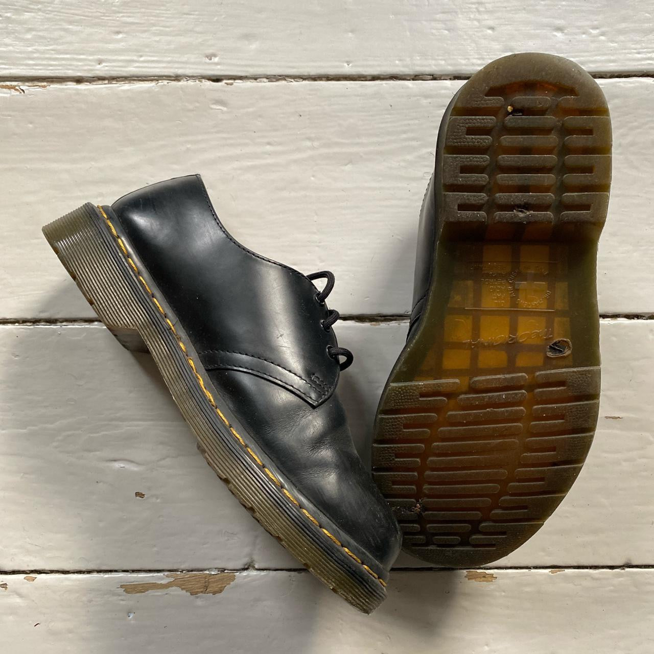 Dr Martens Low Leather Shoes (UK 5)