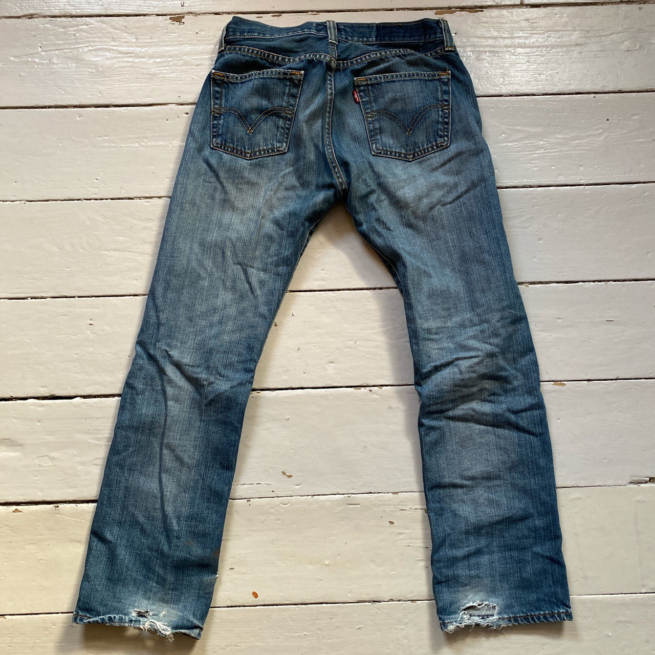 Levis 501 Distressed Jeans (39/29)