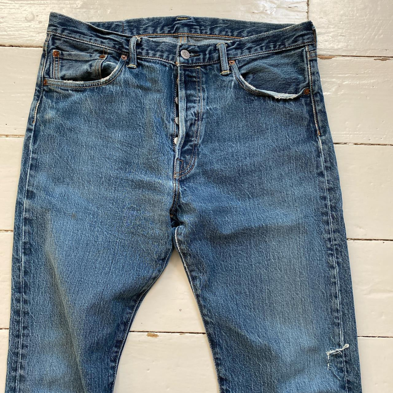 Levis 501 Distressed Jeans (34/32)