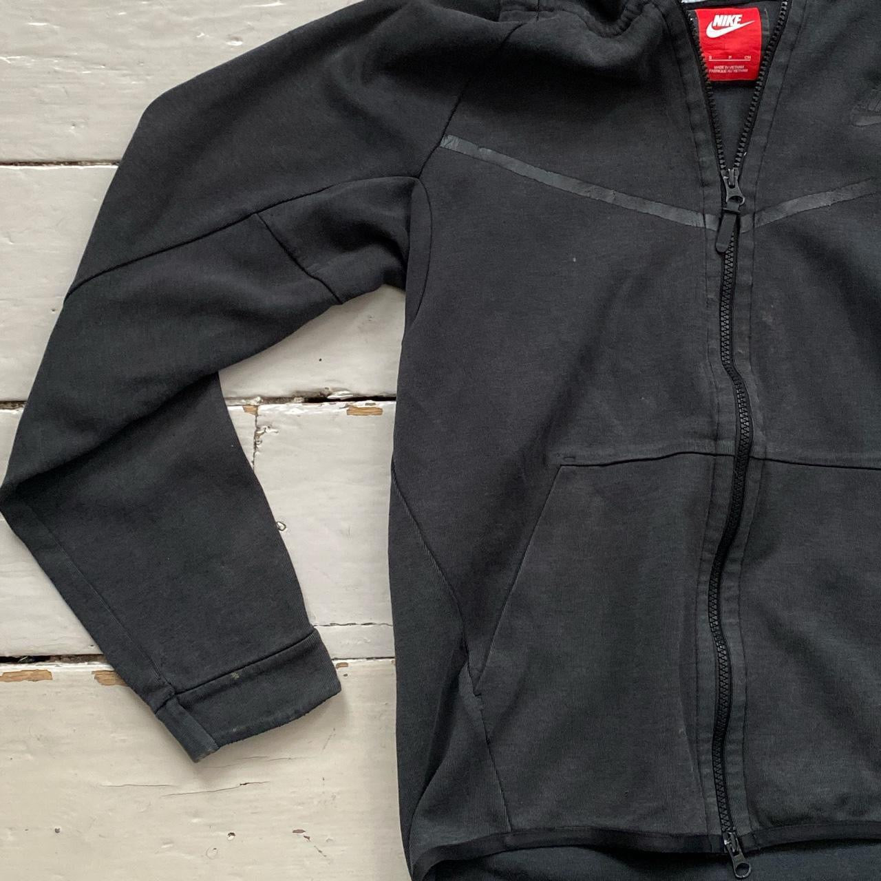 Nike Tech Fleece Black Hoodie (Small)