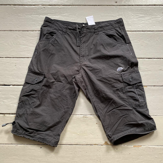 Nike Vintage Cargo Shorts (Large)
