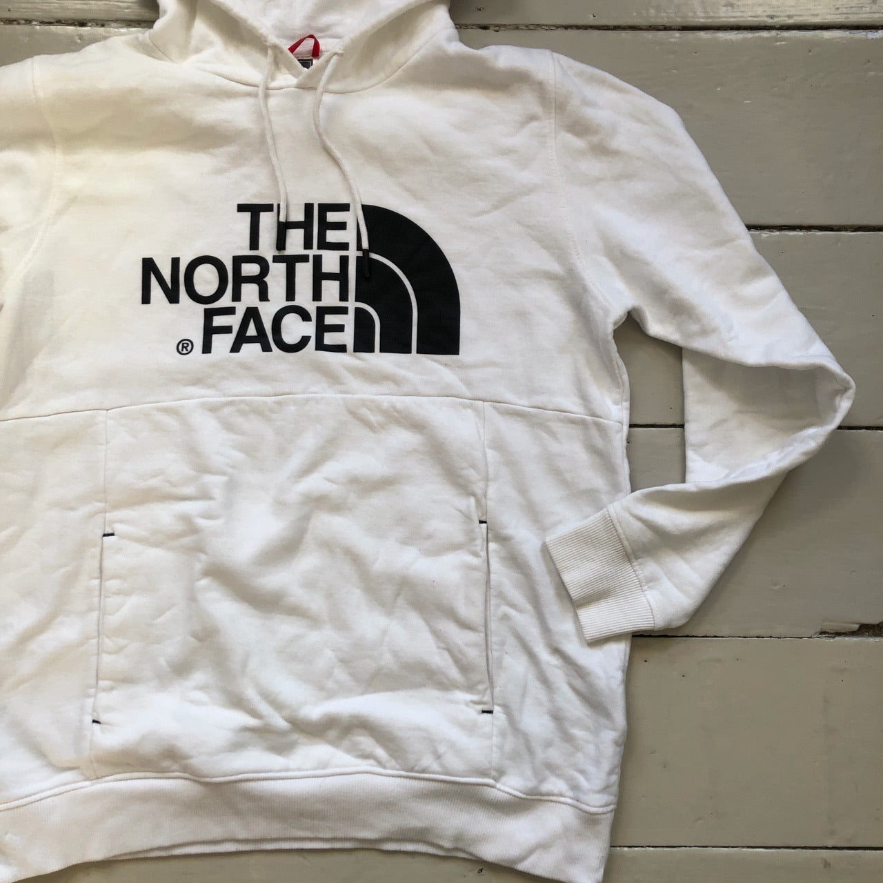 The North Face White Hoodie (Medium)